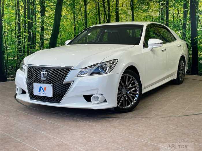 2013 Toyota Crown