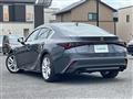 2021 Lexus IS