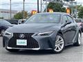 2021 Lexus IS