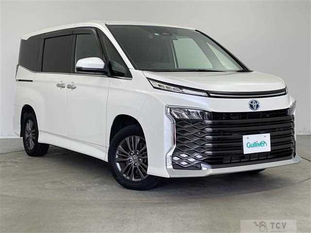 2023 Toyota Voxy