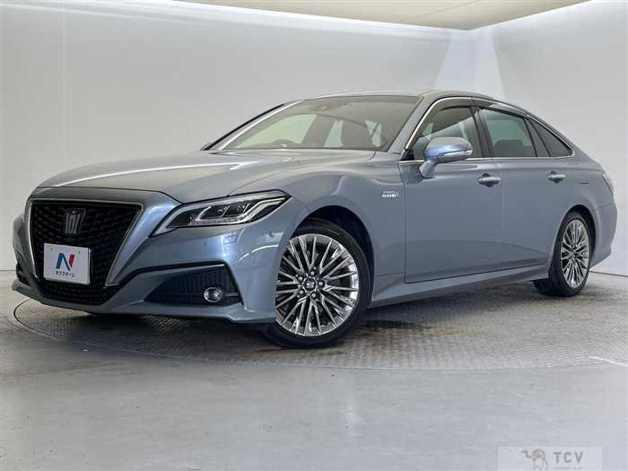 2018 Toyota Crown Hybrid