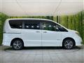 2015 Nissan Serena