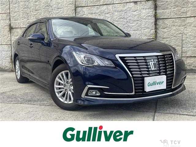 2017 Toyota Crown Royal Series