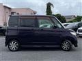 2011 Nissan ROOX