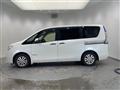 2012 Nissan Serena