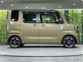 2016 Daihatsu WAKE