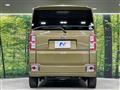 2016 Daihatsu WAKE