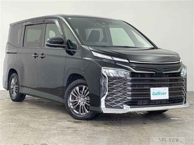2023 Toyota Voxy