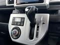 2015 Daihatsu WAKE
