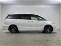 2014 Toyota Estima Hybrid