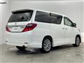 2013 Toyota Alphard