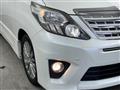 2013 Toyota Alphard