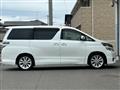 2010 Toyota Vellfire