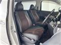 2013 Toyota Alphard