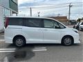2017 Toyota Esquire