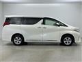 2016 Toyota Alphard Hybrid