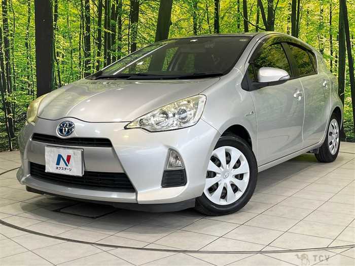 2013 Toyota AQUA