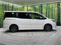 2016 Toyota Noah