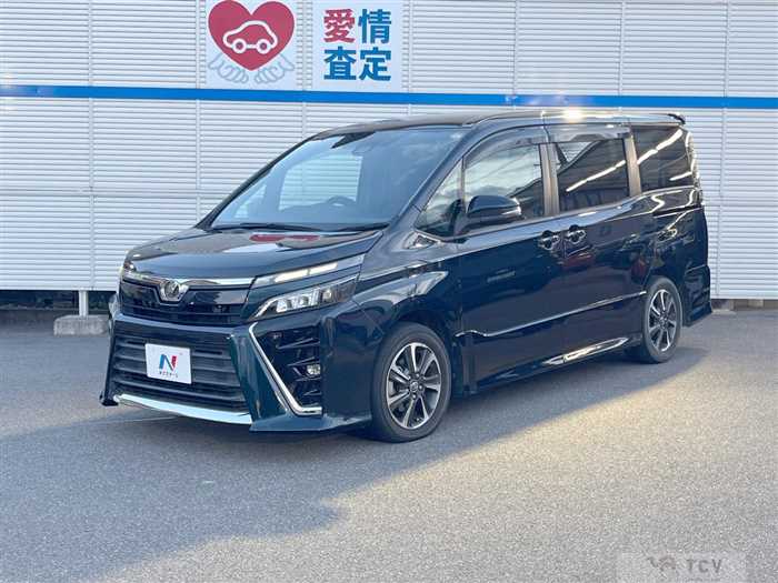 2017 Toyota Voxy