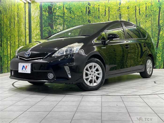 2013 Toyota PRIUS α