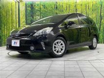 2013 Toyota PRIUS α