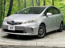2013 Toyota PRIUS α