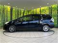 2013 Toyota PRIUS α