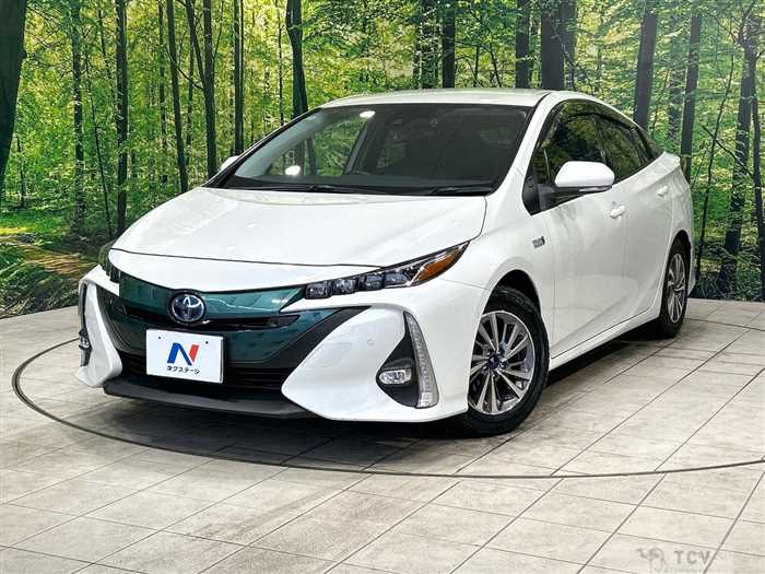 2018 Toyota Prius PHV
