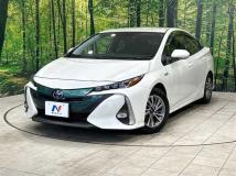 2018 Toyota Prius PHV