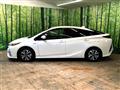2019 Toyota Prius PHV