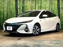 2019 Toyota Prius PHV