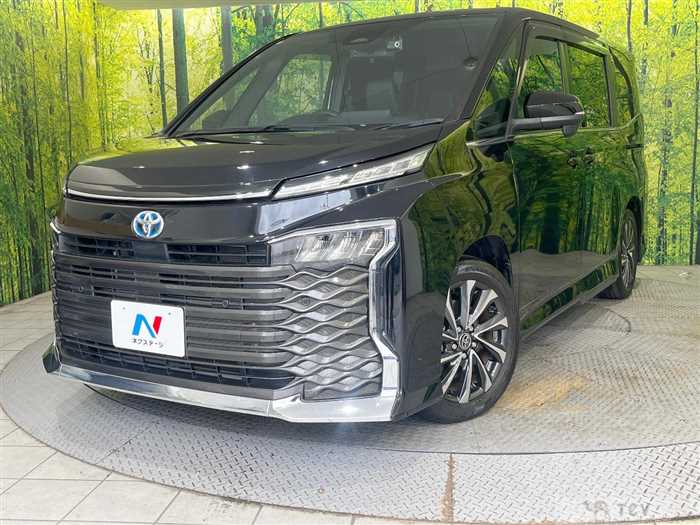 2023 Toyota Voxy