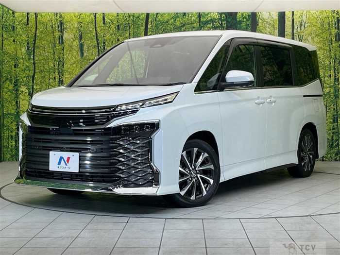2025 Toyota Voxy