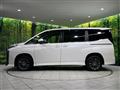 2022 Toyota Voxy