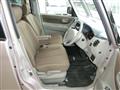 2011 Nissan ROOX