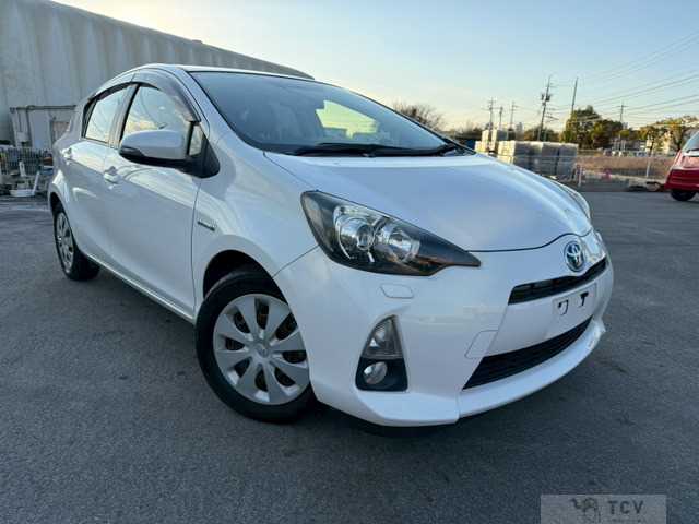 2013 Toyota AQUA