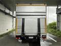 2014 Mitsubishi Canter