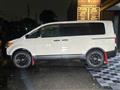 2014 Mitsubishi Delica D5