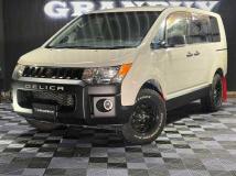 2014 Mitsubishi Delica D5