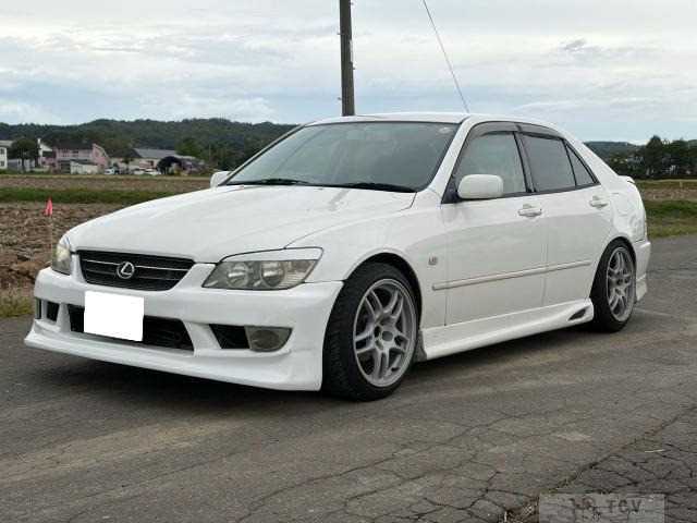 2001 Toyota Altezza