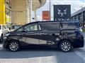 2015 Toyota Vellfire