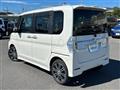 2017 Daihatsu Tanto