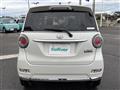 2016 Daihatsu Cast