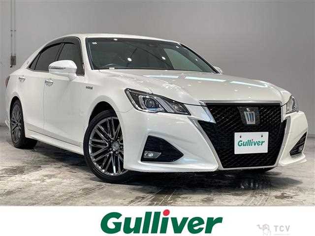 2016 Toyota Crown Hybrid