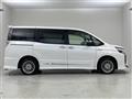 2017 Toyota Voxy