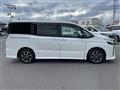 2021 Toyota Voxy