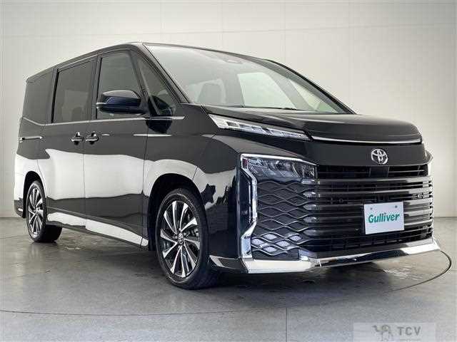2023 Toyota Voxy