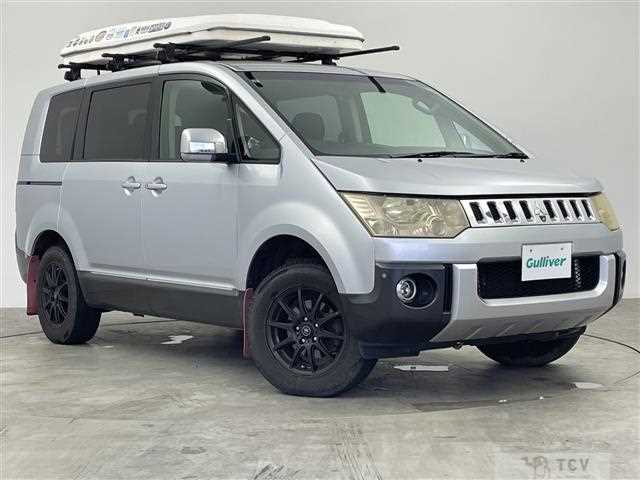 2010 Mitsubishi Delica D5