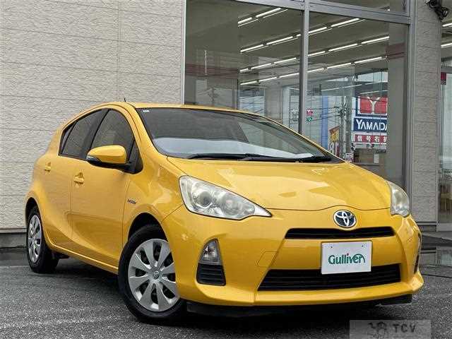 2013 Toyota AQUA