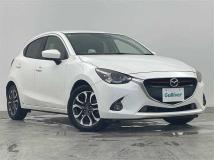 2016 Mazda Demio